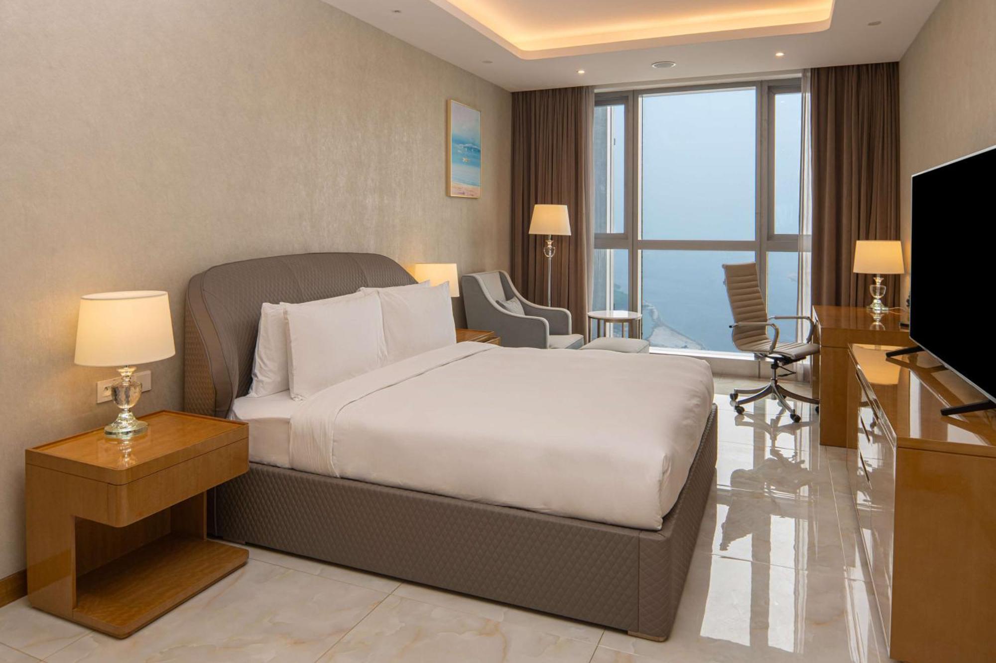 Hilton Brazzaville Les Tours Jumelles Hotel & Residences Esterno foto