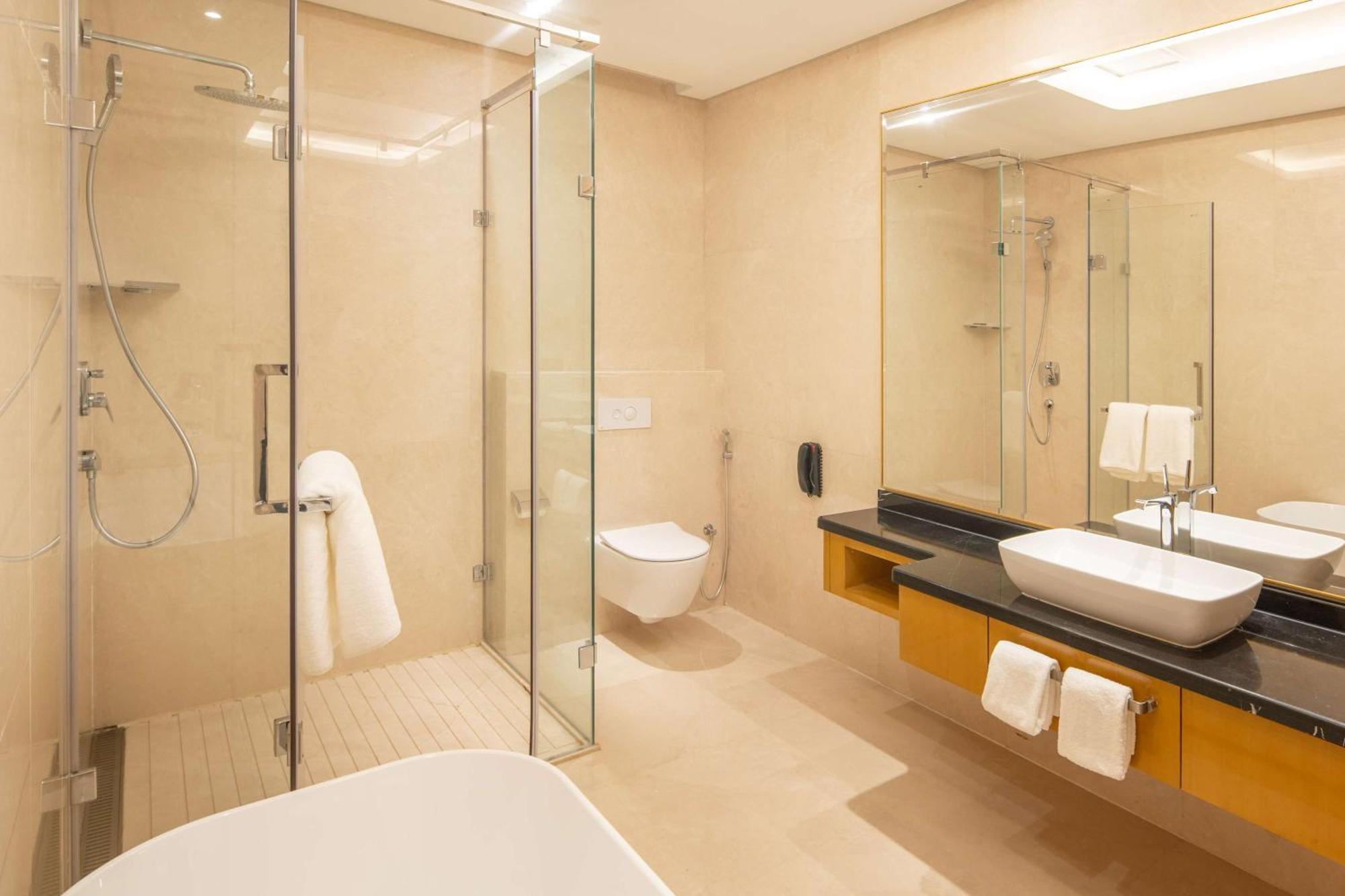 Hilton Brazzaville Les Tours Jumelles Hotel & Residences Esterno foto