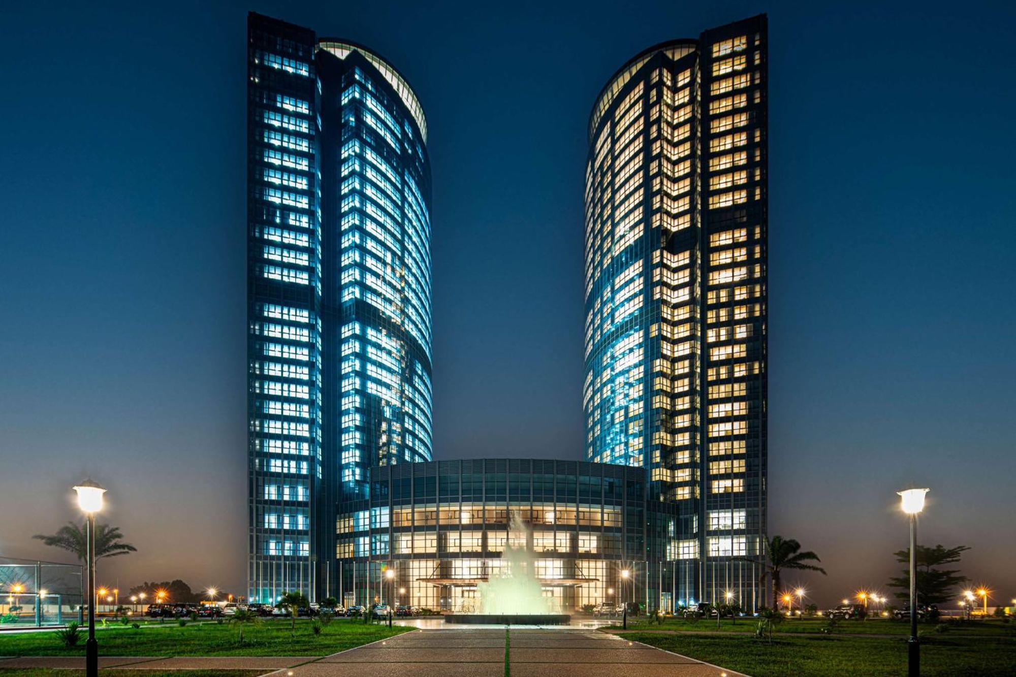 Hilton Brazzaville Les Tours Jumelles Hotel & Residences Esterno foto