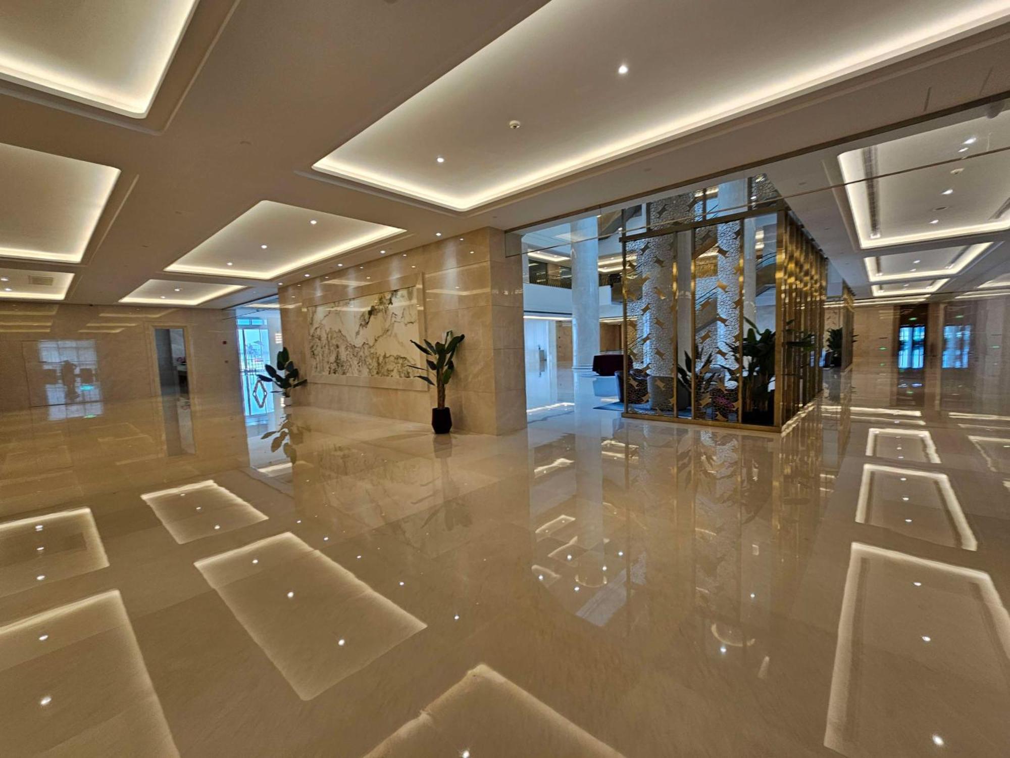 Hilton Brazzaville Les Tours Jumelles Hotel & Residences Esterno foto